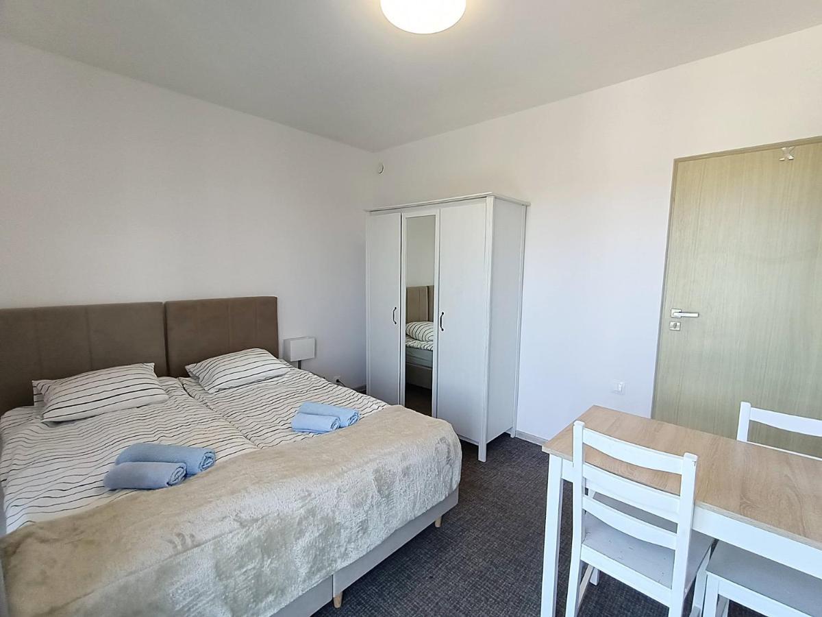 Firstroom Danzica Esterno foto